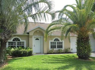5190 Compass Pointe Cir, Vero Beach, FL 32966