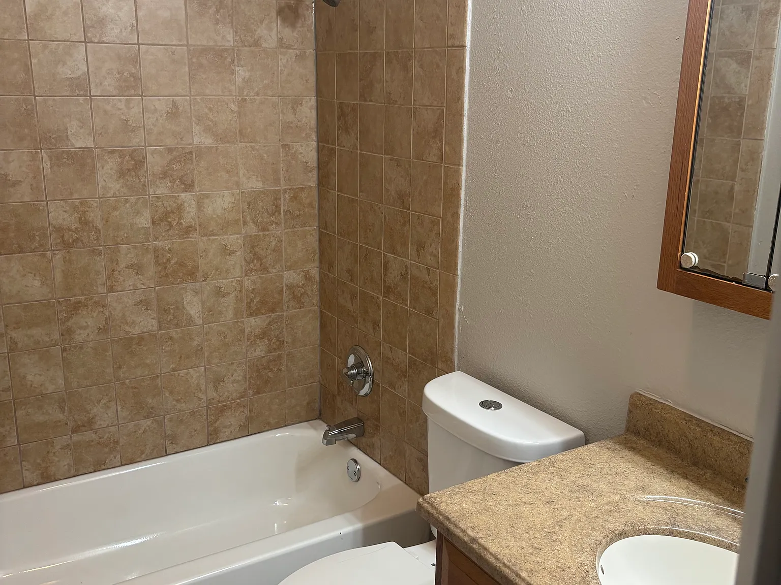 1 bed, 500 sqft, $800 — Photo 4