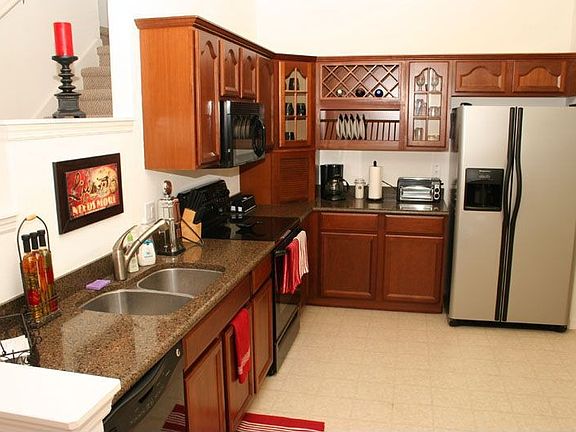 3rd image of 14644 Golden Rain Tree Blvd