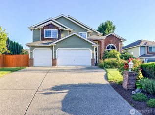 17016 27th St E, Lake Tapps, WA 98391