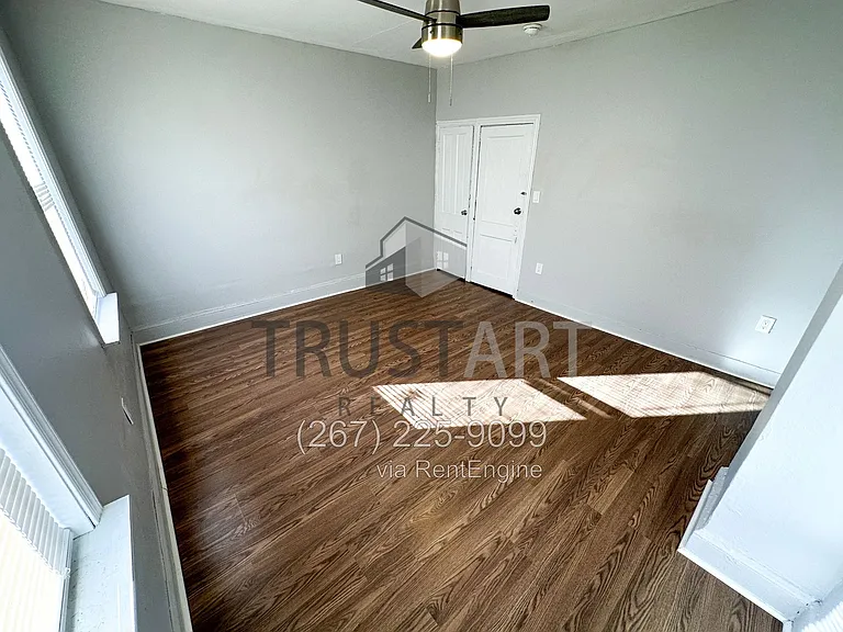 1867 E Wensley St — Photo 12