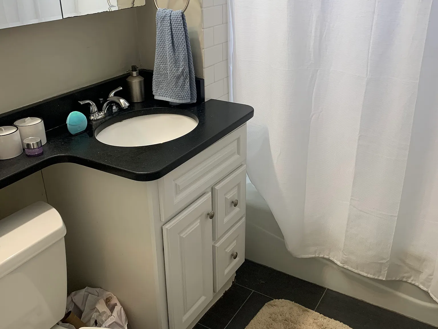 3 bed, 600 sqft, $3,500 — Photo 3
