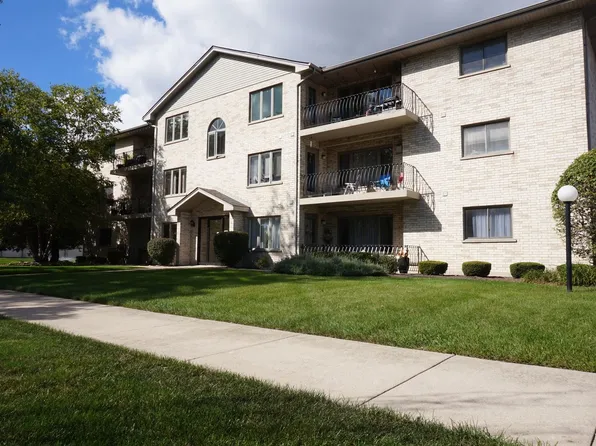 6640 183rd St APT 1C, Tinley Park, IL 60477
