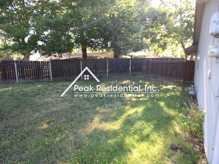 7409 Cushman Ct — Photo 15