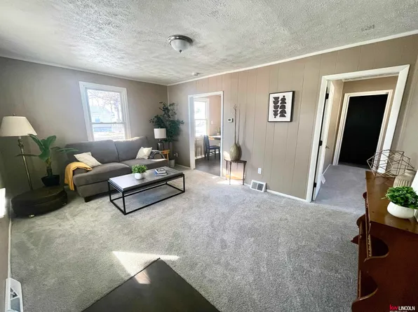 7100 Cuming St, Lincoln, NE 68507