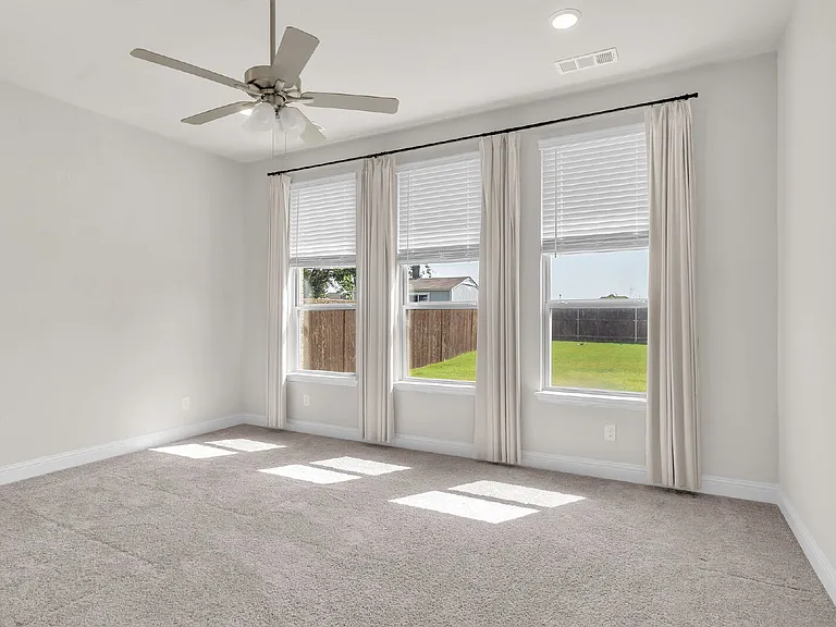 7243 Crowell Ave — Photo 15