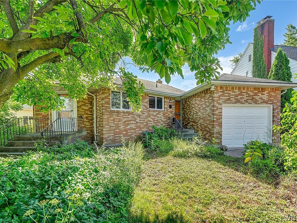 1st image of 93 Orchard Dr