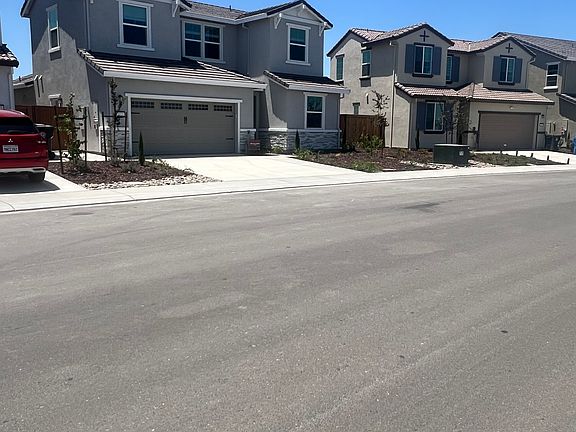 3rd image of 1521 Finestra Dr