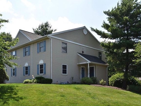 2nd image of 516 Maplewood Ave