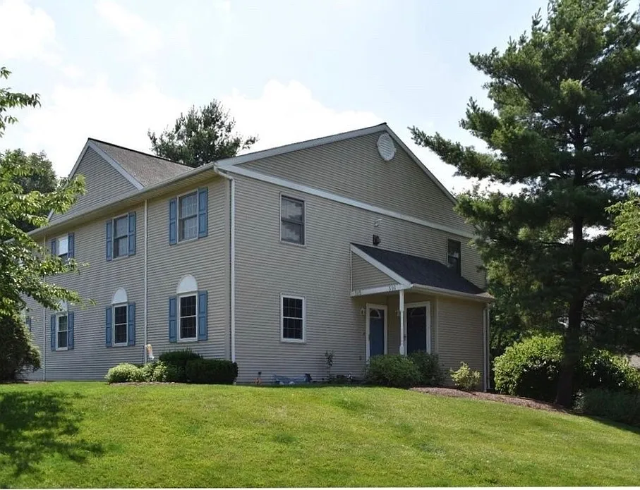 Building Photo - 516 Maplewood Ave