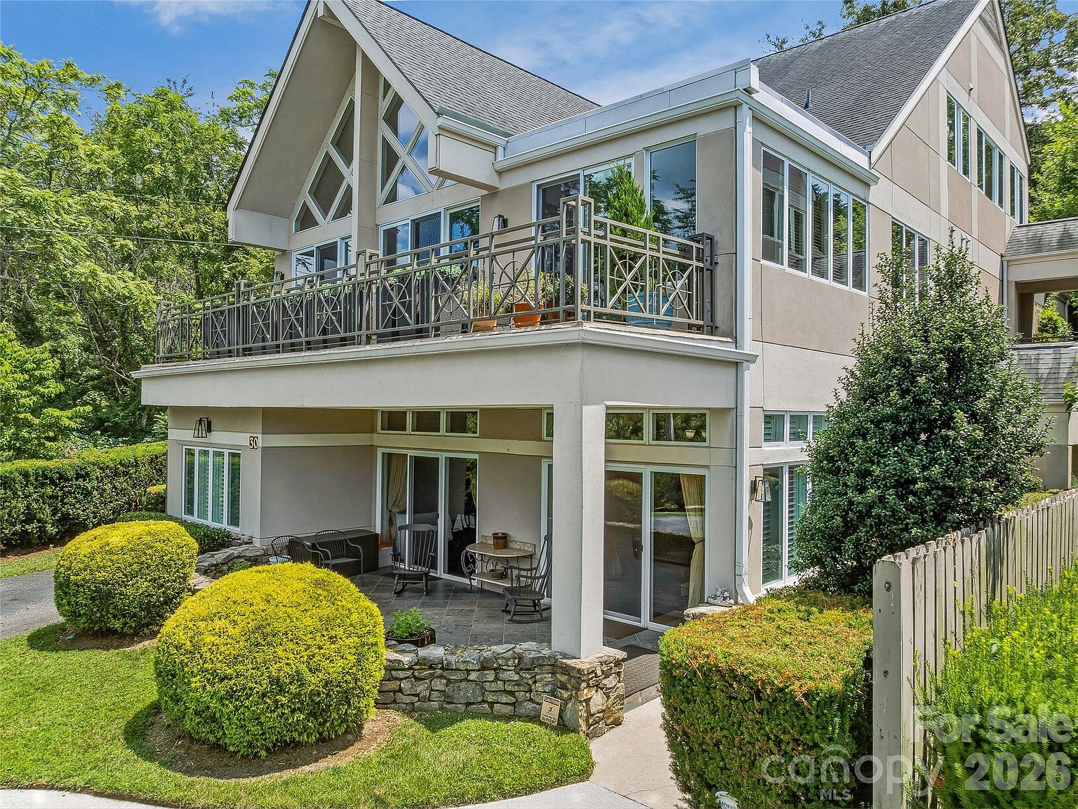 30 Dover St — The Country Club of Asheville