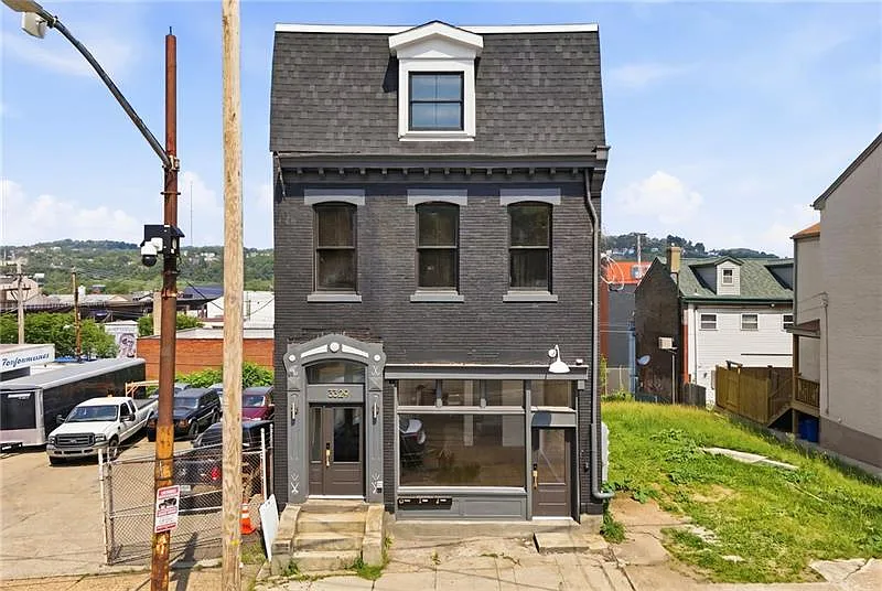 2 bed, 1600 sqft, $3,500 — Photo 1