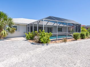 11 Pine Ridge Way, Englewood, FL 34223