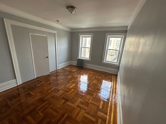 4th image of 729 Martin Luther King Blvd #32-B