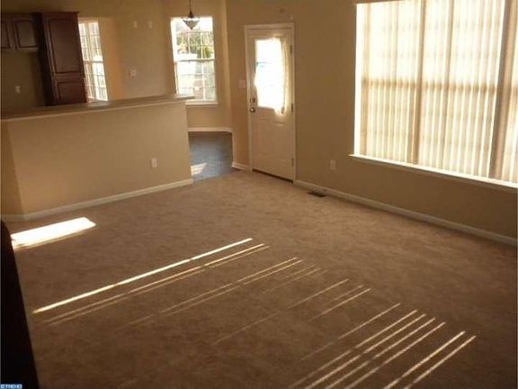 5th image of 605 Ironwood Dr