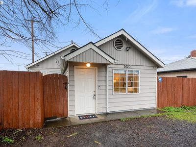 3020 SE 122nd Ave, Portland, OR, 97236