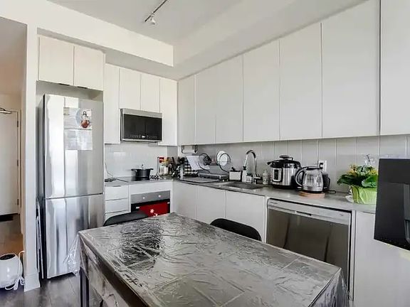 2nd image of 297 Oak Walk Dr #706