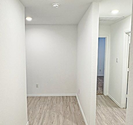 3rd image of 3821 Far Horizon