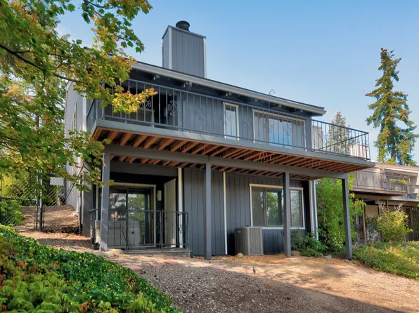 257 Mount Echo Dr, Medford, OR 97504