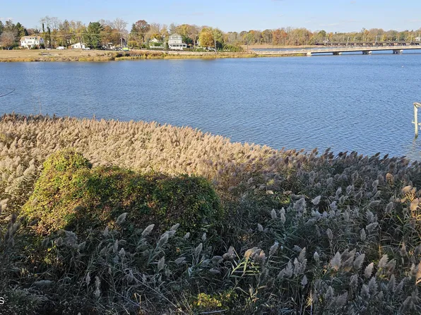 64 Locust Avenue, Red Bank, NJ 07701