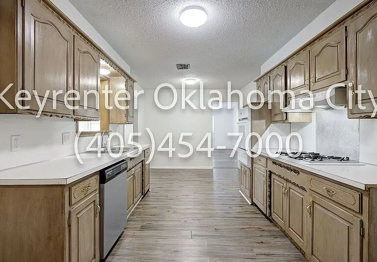 5932 N Terry Ave — Photo 16