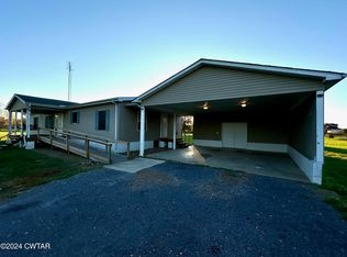 404 Poplar Corner Rd, Trenton, TN 38382