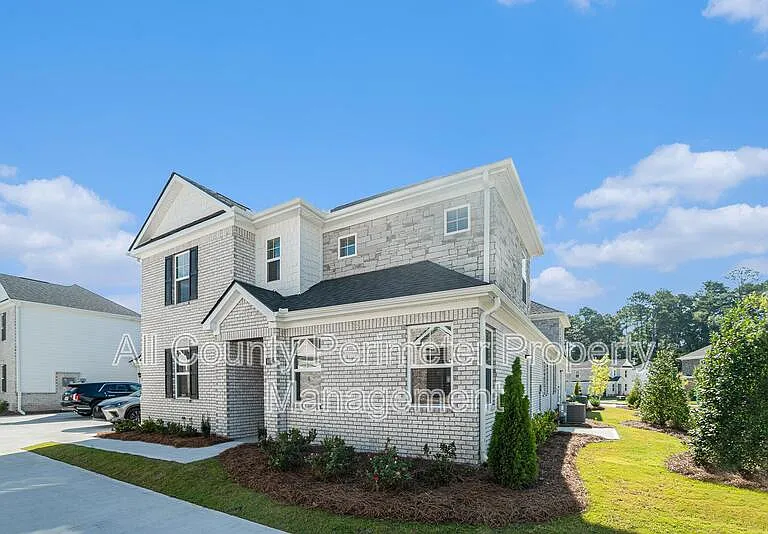 607 Silver Moon Dr — Photo 4