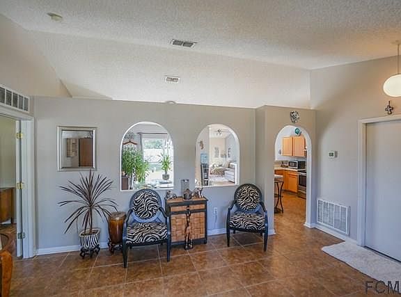 5th image of 67 Leidel Dr