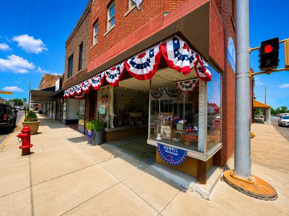 1302 & 1306 E Walnut St, Murphysboro, IL 62966
