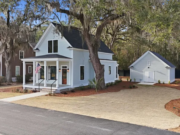213 Sturdevant Dr, Beaufort, SC 29902