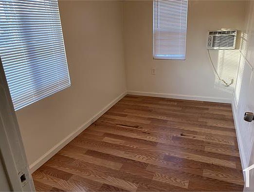 3rd image of 419 E 8th St APT B