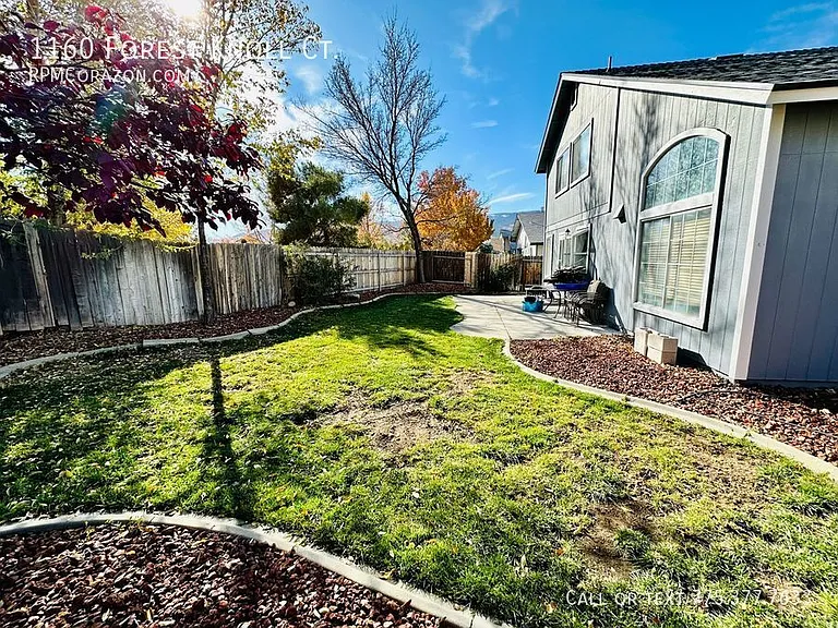 1160 Forest Knoll Ct — Photo 26