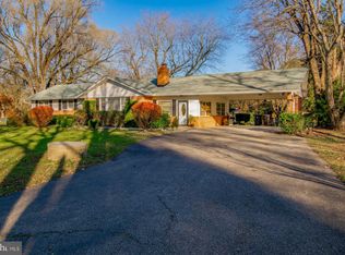 5621 Park Dr, Bowie, MD