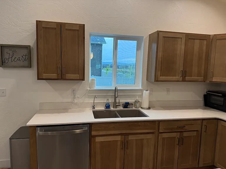 502 Pheasant Ln — Photo 10