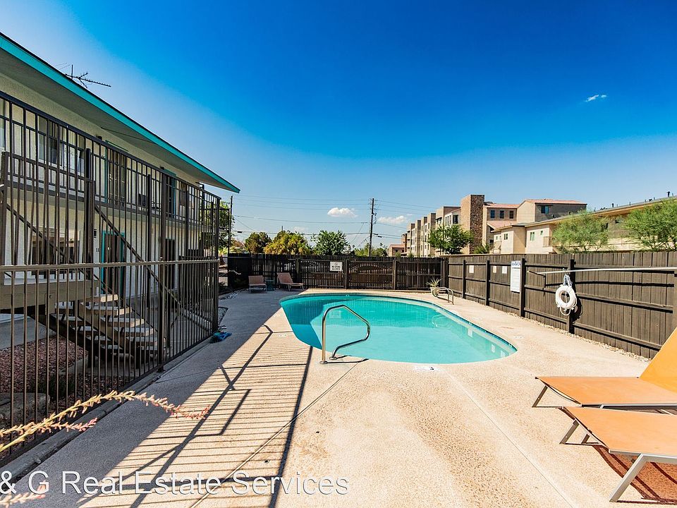 1st image of 2020 W Orangewood Ave #17