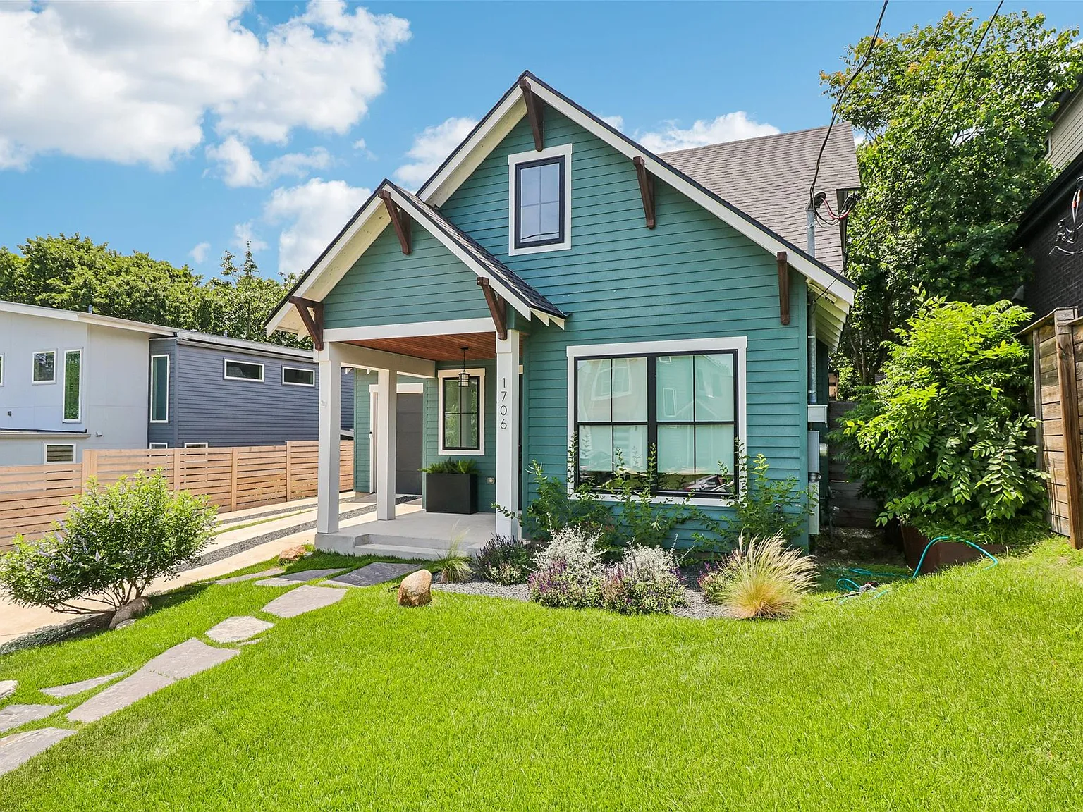 3 bed, 3.0 bath, 1753 sqft, $3,950 — Photo 3
