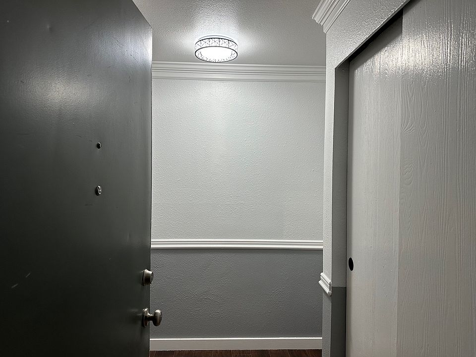 Welcome to your new home! With a coat closet in the entry way for all of your winter coats!
