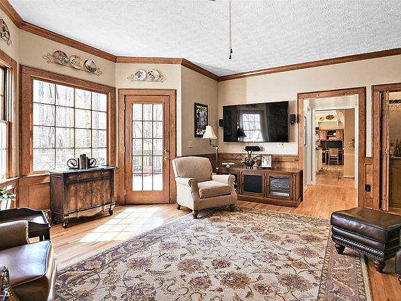 2nd image of 4166 S Arbor Cir