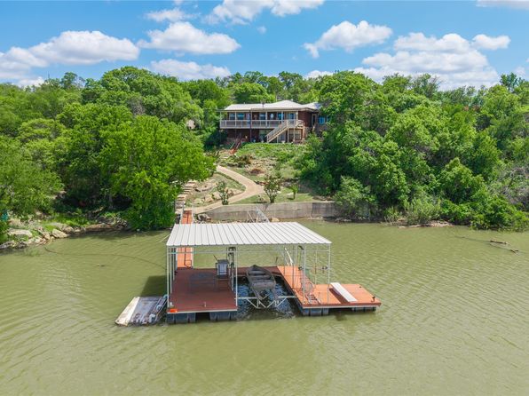 6976 Shamrock Dr, Brownwood, TX 76801
