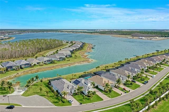 1st image of 15236 Blue Bay Cir