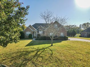 1009 The Long Run, Columbia, TN 38401