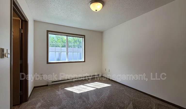 317 16th St S #5 — Photo 14