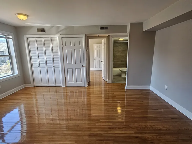 143 Sheffield Ave #1B — Photo 7