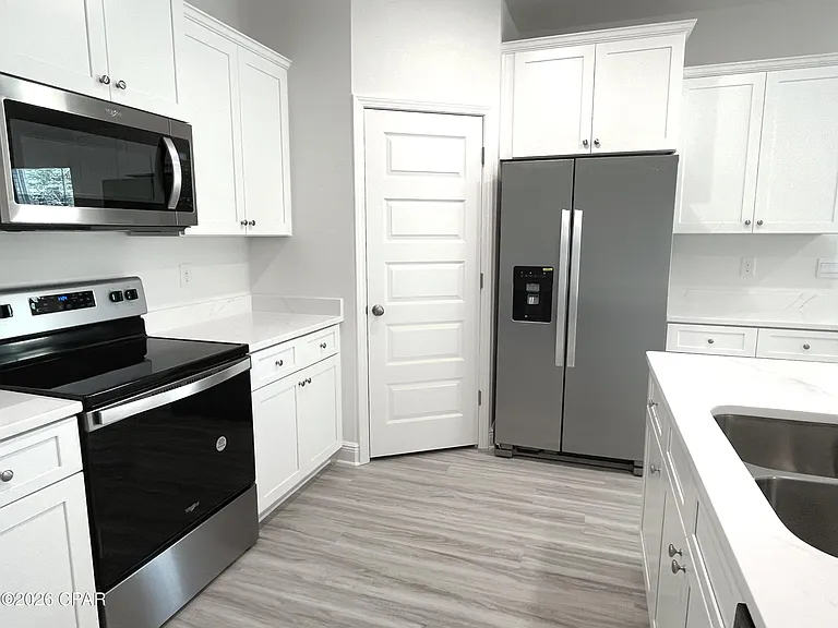 121 Butler Cv — Photo 2