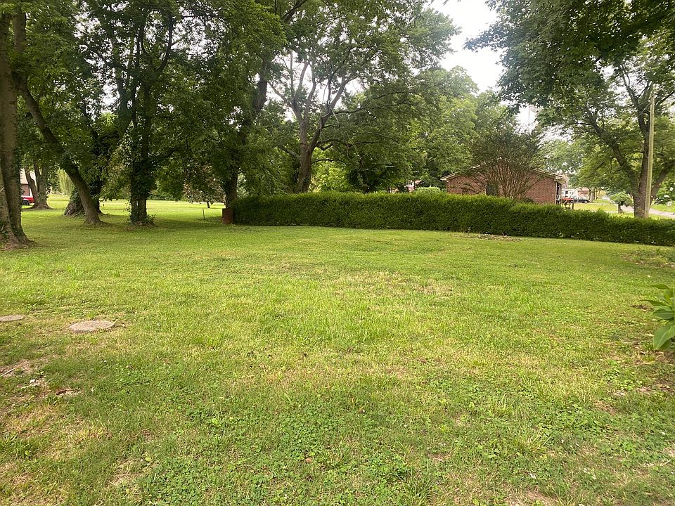 306 Front St Guthrie, KY, 42234 Apartments for Rent Zillow