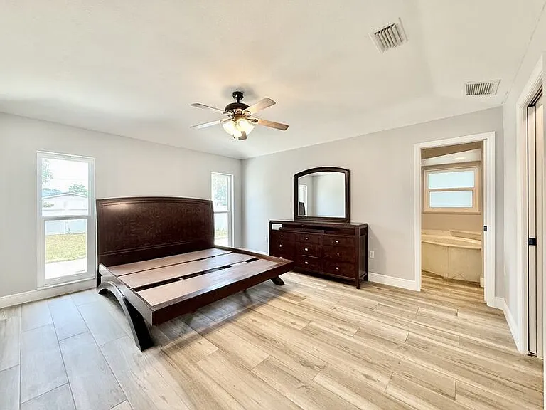 22148 Lockport Ave — Photo 30