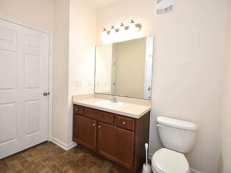 2211 Golden Lake Loop St — Photo 22
