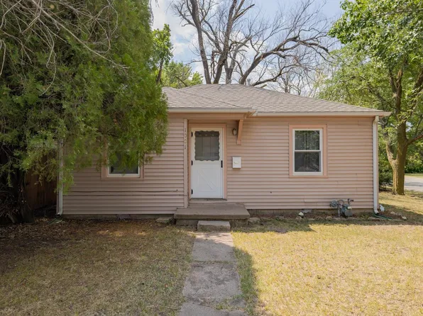 1001 E 5th St, Newton, KS 67114