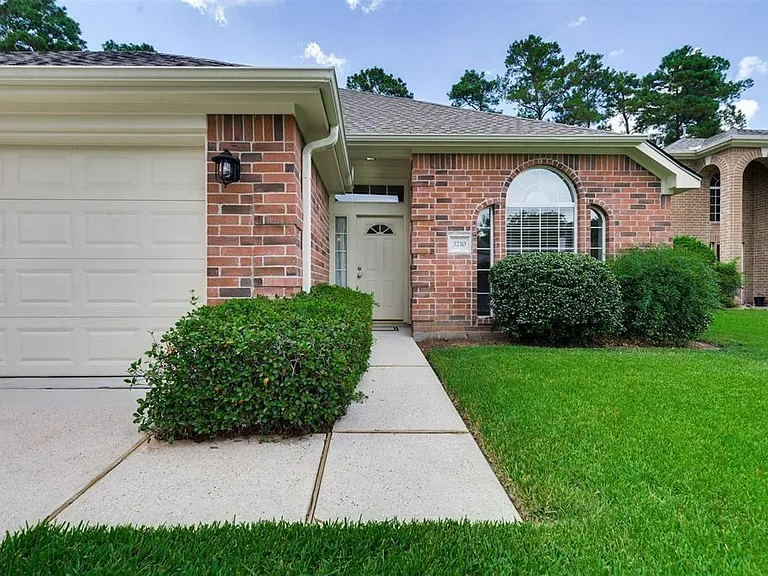 3210 Candlepine Dr — Photo 2