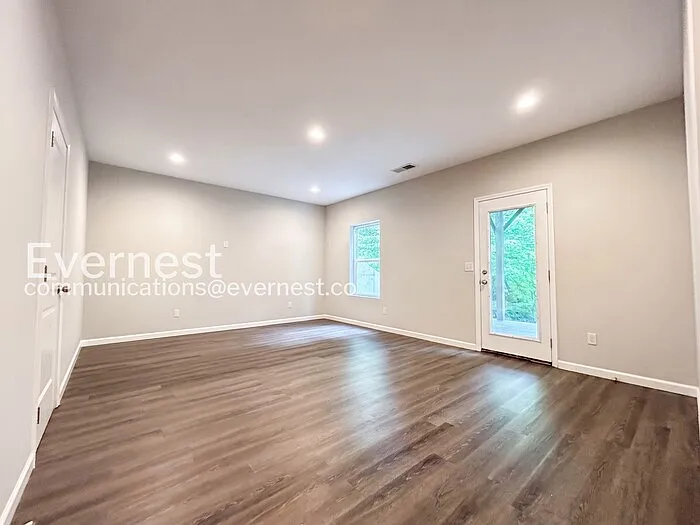 131 Shoals Bridge Rd — Photo 7